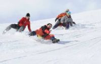 Le Yooner , une activité à découvrir en famille !. Du 1er au 3 février 2012 à Morzine. Haute-Savoie. 